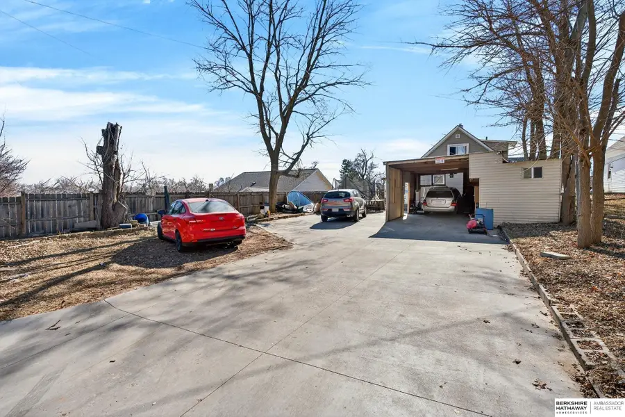 3220 Seward Street, Omaha, NE 68111 - #3