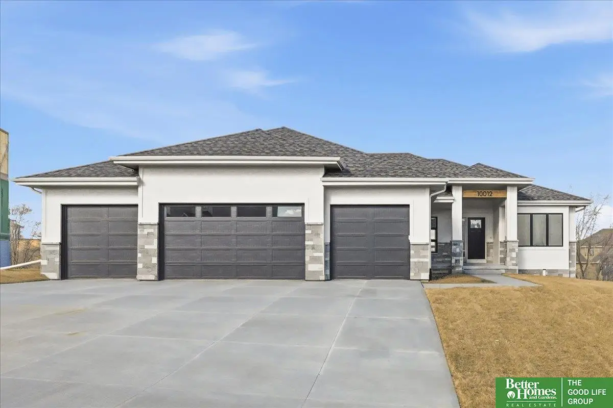 10805 S 220th Street, Gretna, NE 68028 - #1