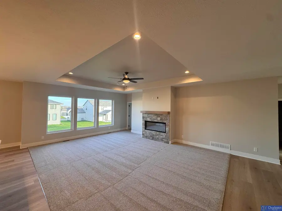 16903 Daniel Street, Bennington, NE 68007 - #2