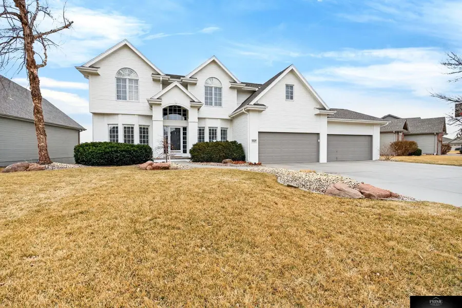 19307 Sahler Street, Elkhorn, NE 68022 - #2