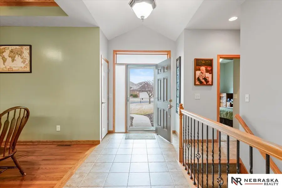 4860 Gleneagle Court, Lincoln, NE 68526 - #3
