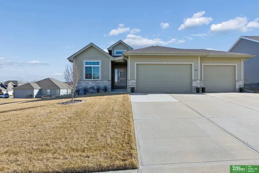 11909 S 212th Street, Gretna, NE 68028 - #2
