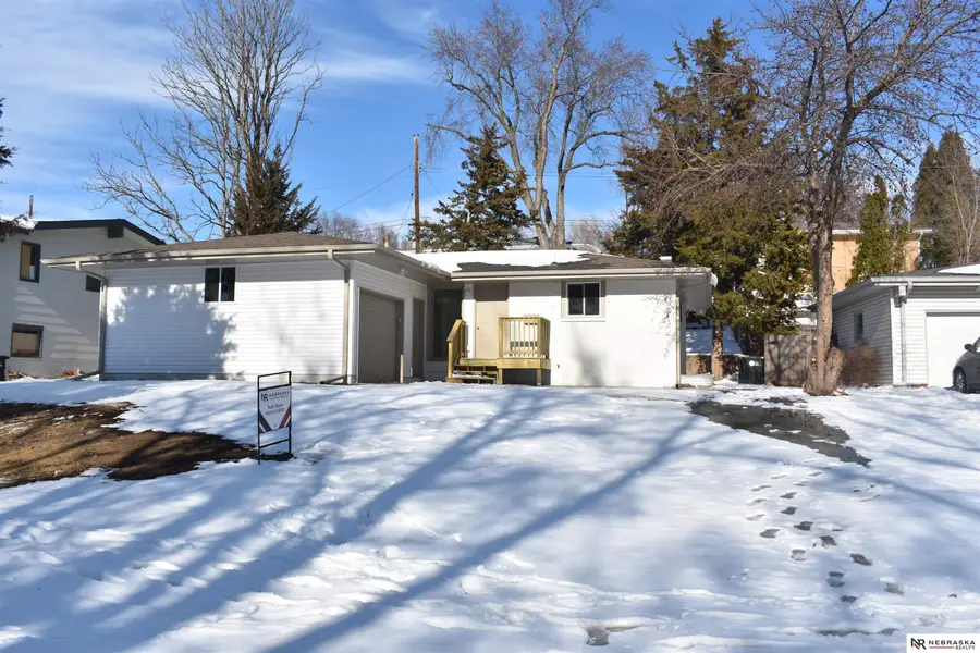 8512 Grand Ave, Omaha, NE 68134 - #2