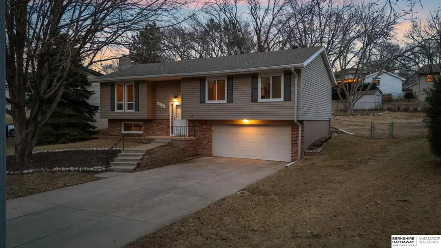 15329 Davenport Circle, Omaha, NE 68154 - #3