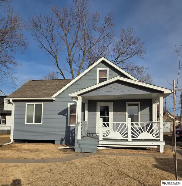 4359 S 42nd Street, Omaha, NE 68107
