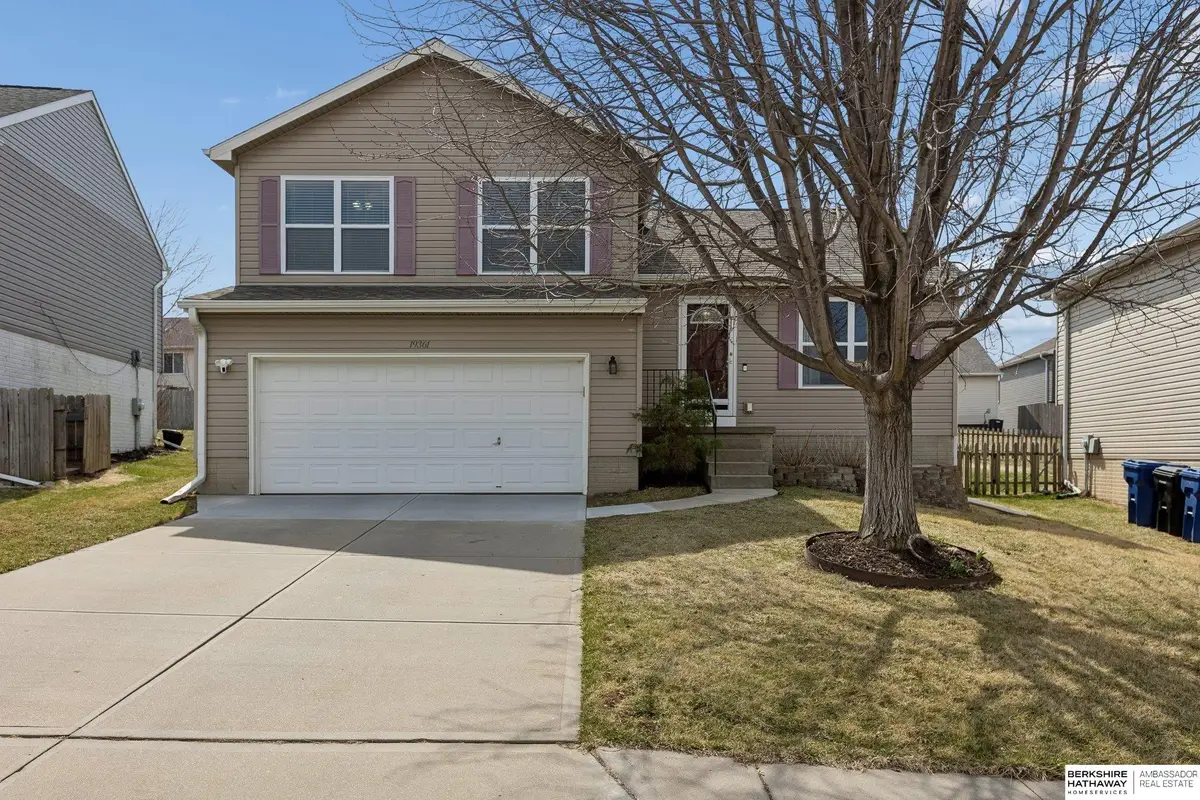 19361 U Street, Omaha, NE 68135 - #1