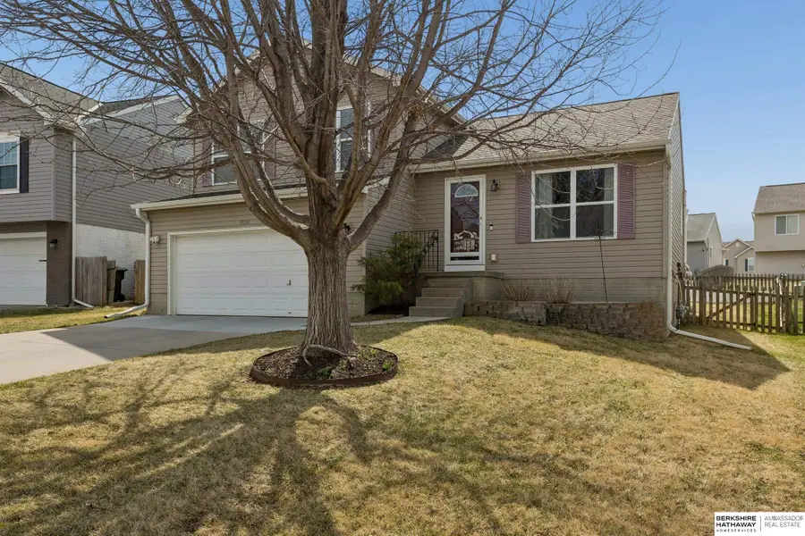 19361 U Street, Omaha, NE 68135 - #2