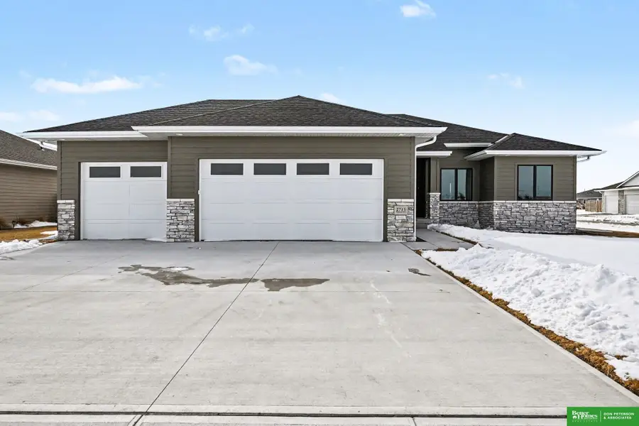 2711 Samuel Drive, Fremont, NE 68025 - #3