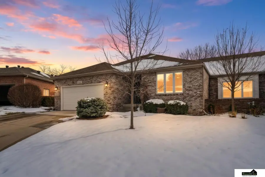 6707 Flint Ridge Road, Lincoln, NE 68506 - #2