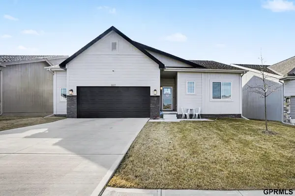 18117 Ogden Street, Omaha, NE 68022