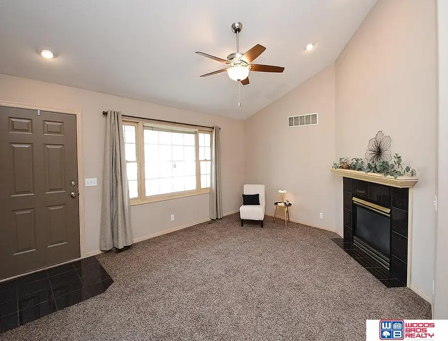1901 Garret Lane, Lincoln, NE 68512 - #3