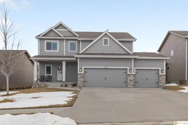 18621 Willow Street, Omaha, NE 68136