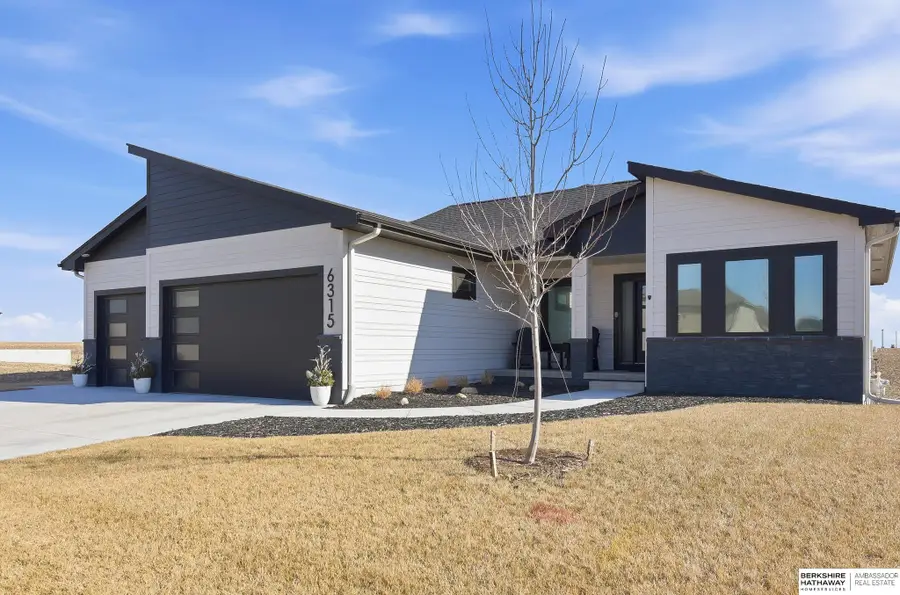 6315 N 207th Street, Elkhorn, NE 68022 - #2