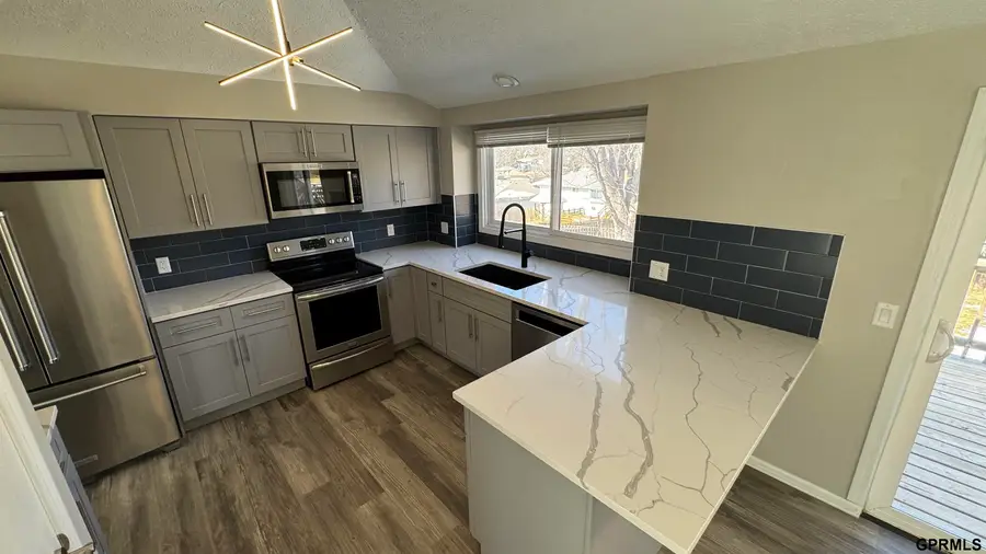 11226 Ellison Avenue, Omaha, NE 68164 - #2