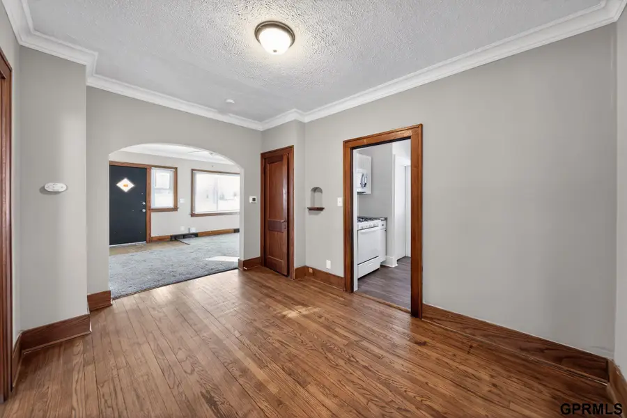 3123 Fontenelle Boulevard, Omaha, NE 68104 - #3