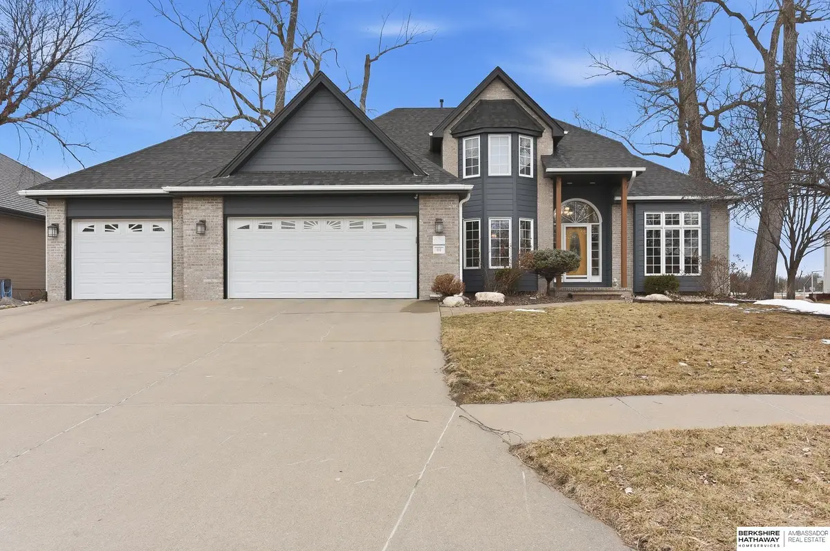 111 Shoreline Drive, Carter Lake, IA 51510 - #1