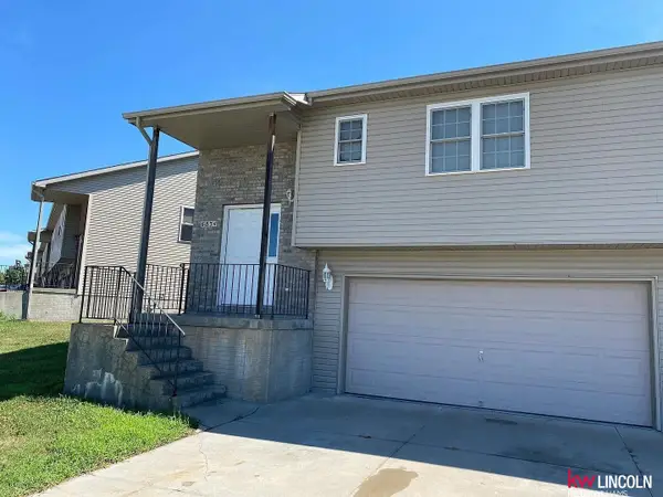 6910 Whitewater Lane, Lincoln, NE 68521