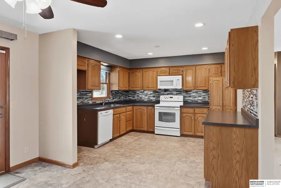 14006 Poppleton Circle, Omaha, NE 68144 - #3