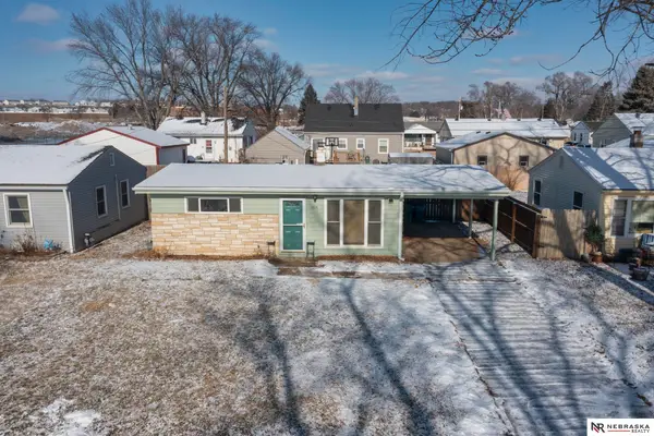 1014 W 31 Avenue, Bellevue, NE 68005