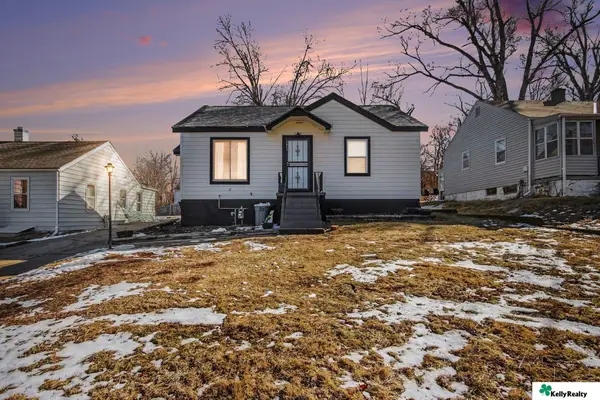 7031 N 33rd Street, Omaha, NE 68112