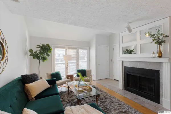 104 S 37th Street #3, Omaha, NE 68131