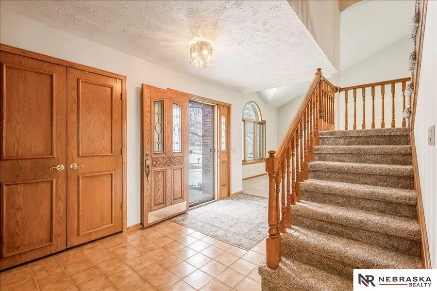 501 Kent Drive, Papillion, NE 68046 - #3