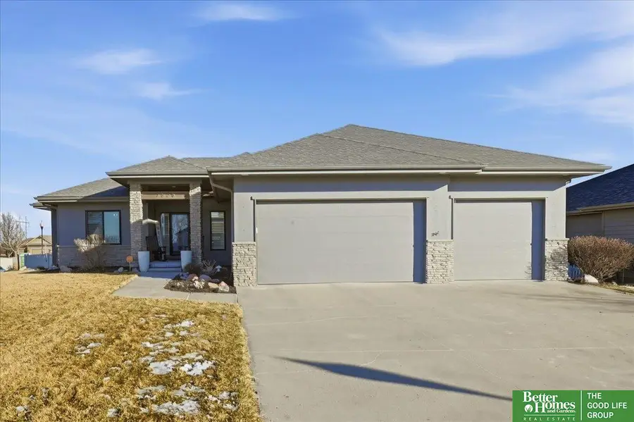 7528 Reed Street, Papillion, NE 68046 - #2