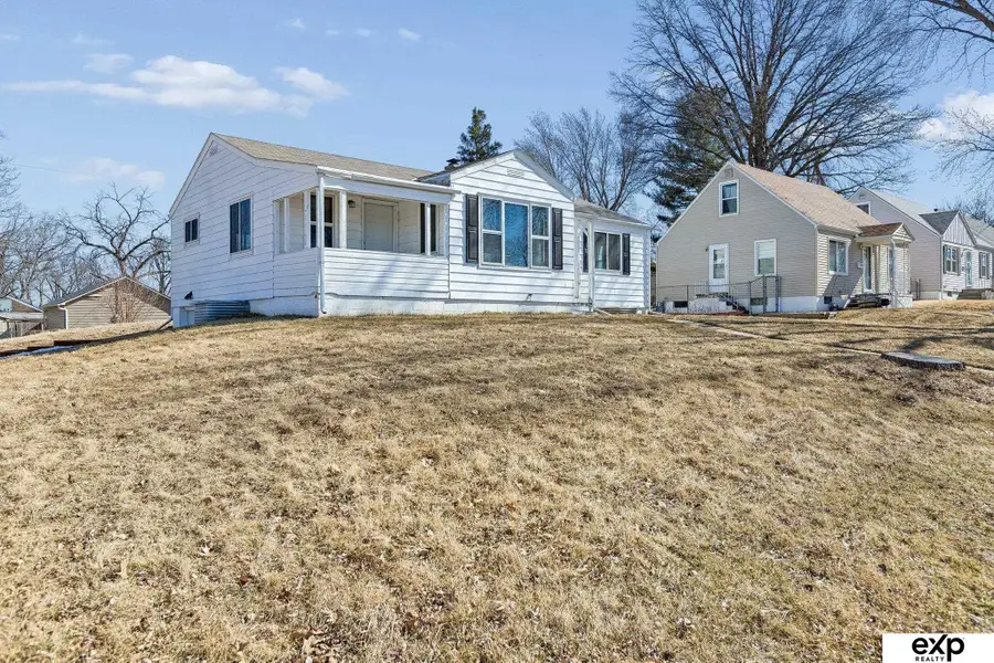 3955 N 54 Street, Omaha, NE 68104 - #3