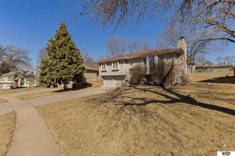 1005 Conestoga Road, Papillion, NE 68046 - #2