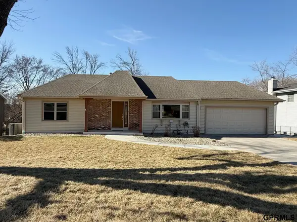 703 Marie Drive, Bellevue, NE 68005