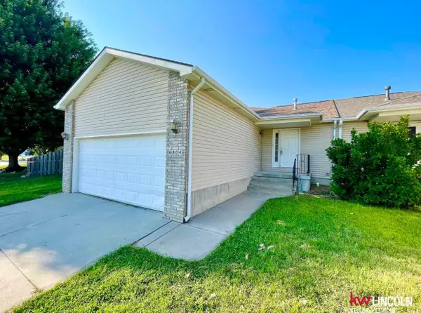 6804 Whitewater Lane, Lincoln, NE 68521