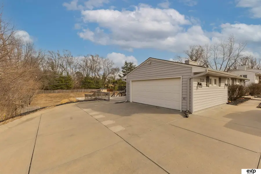 713 S 84th Street, Omaha, NE 68114 - #3