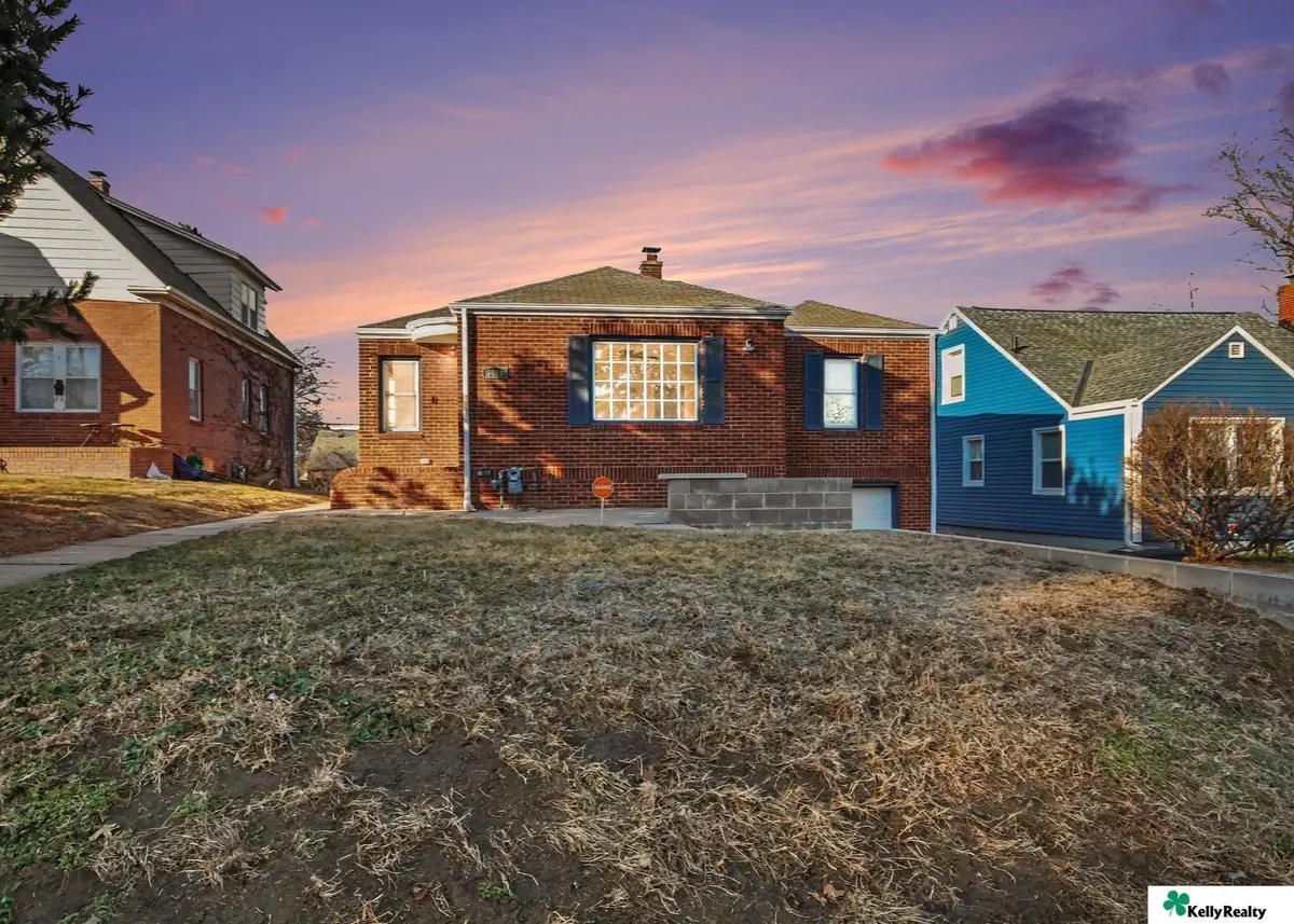 5006 Bedford Avenue, Omaha, NE 68104 - #1