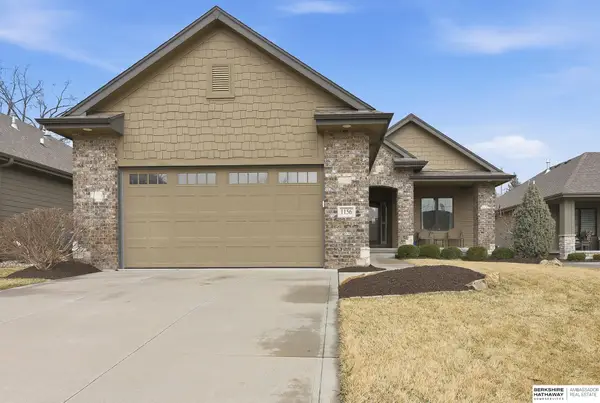 1156 S 212th Circle, Elkhorn, NE 68022
