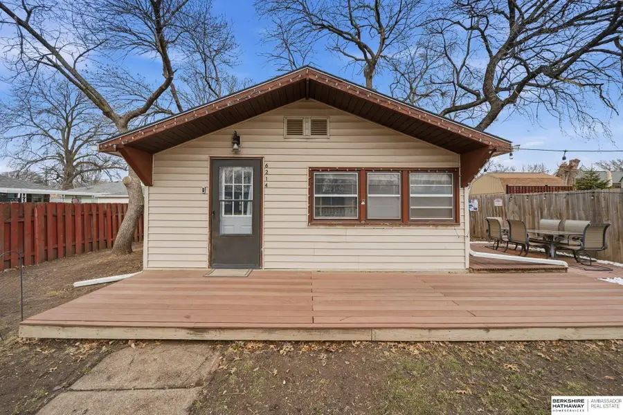 6214 Seward Avenue, Lincoln, NE 68507 - #2