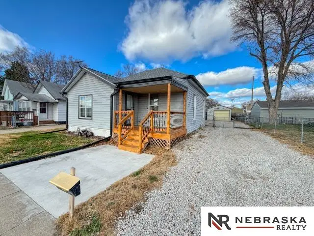 1806 Ave C, Council Bluffs, IA 51501 - #3