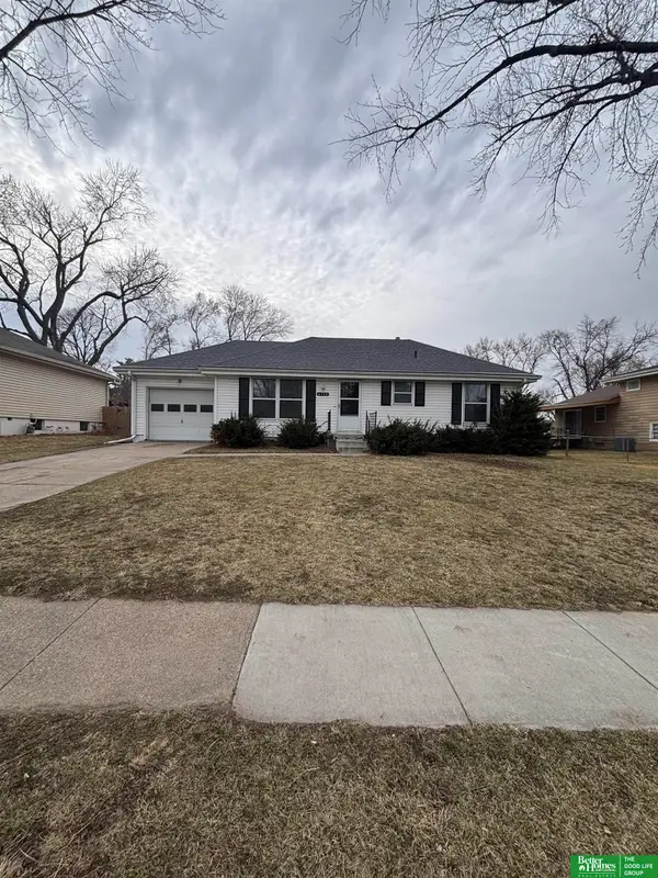 4712 Englewood Avenue, Omaha, NE 68137