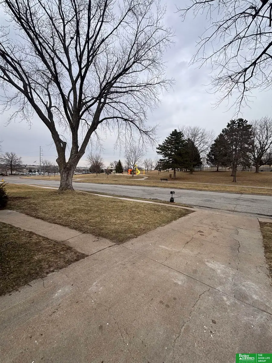 4712 Englewood Avenue, Omaha, NE 68137 - #2
