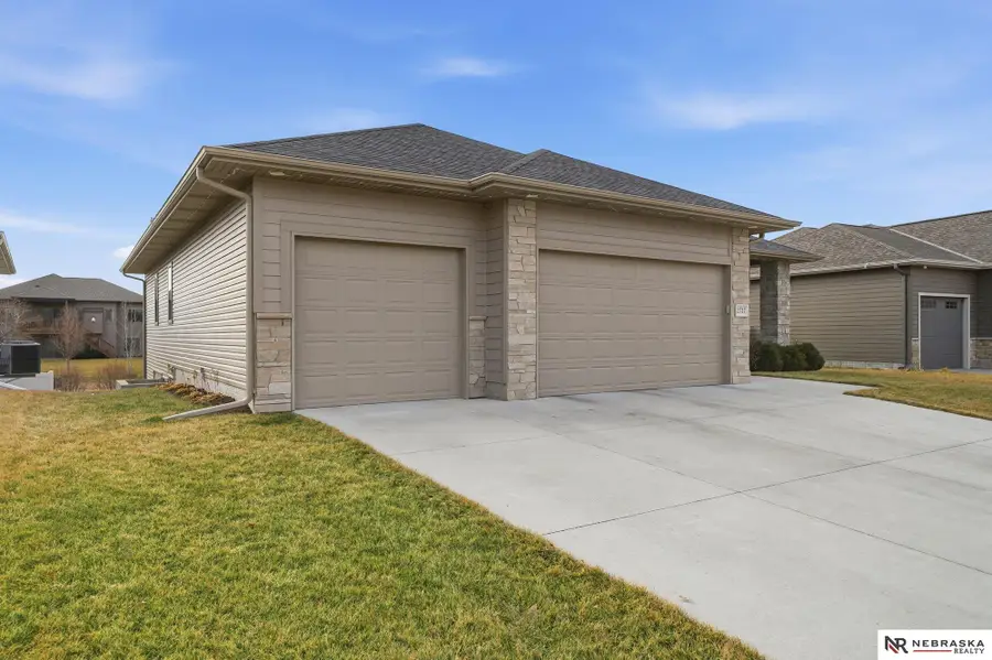 1717 W Big Sky Road, Lincoln, NE 68521 - #3