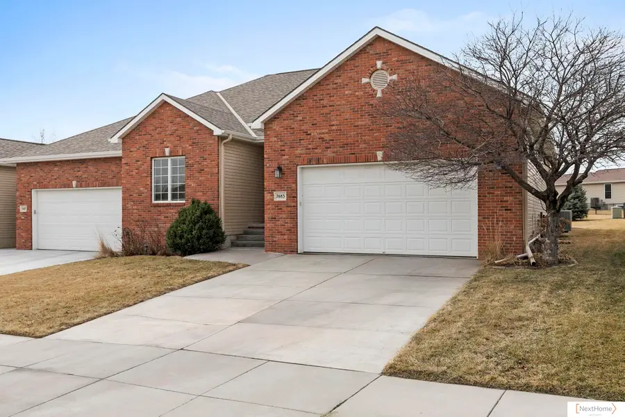 7683 Phares Drive, Lincoln, NE 68516 - #2