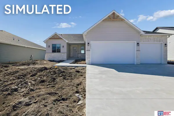 9101 Castle Pine Drive, Lincoln, NE 68516