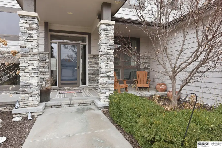 917 S 185th Street, Chicago, NE 68022 - #3