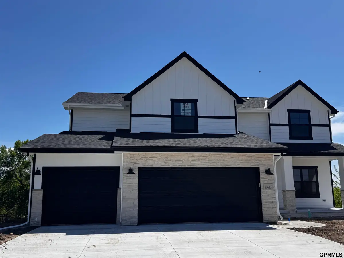 12613 Cooper Street, Papillion, NE 68138 - #1