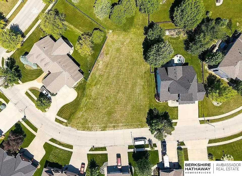 15114 Gilder Avenue, Bennington, NE 68007 - #1