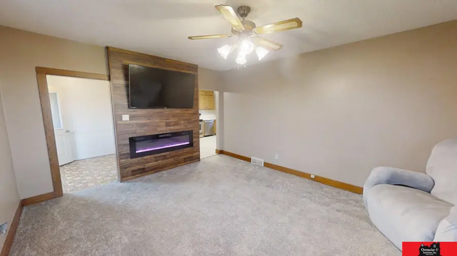 326 Center Street, Howells, NE 68641 - #2