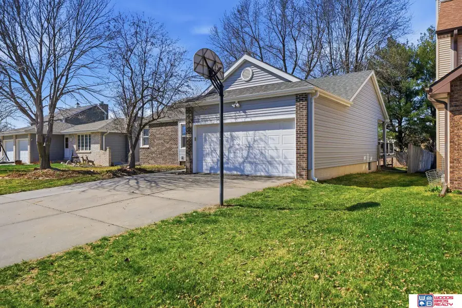 720 Glenarbor Circle, Lincoln, NE 68512 - #2