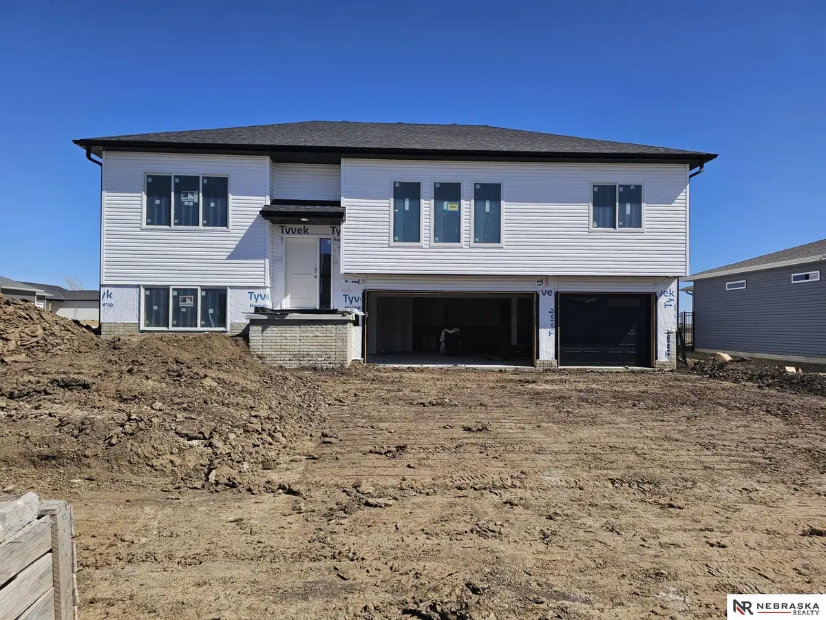 836 W Santa Clara Street, Lincoln, NE 68523 - #1