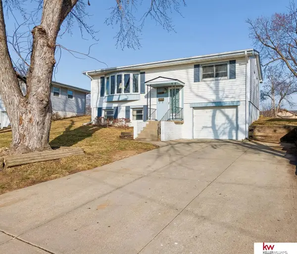 5423 S 122nd Street, Omaha, NE 68137