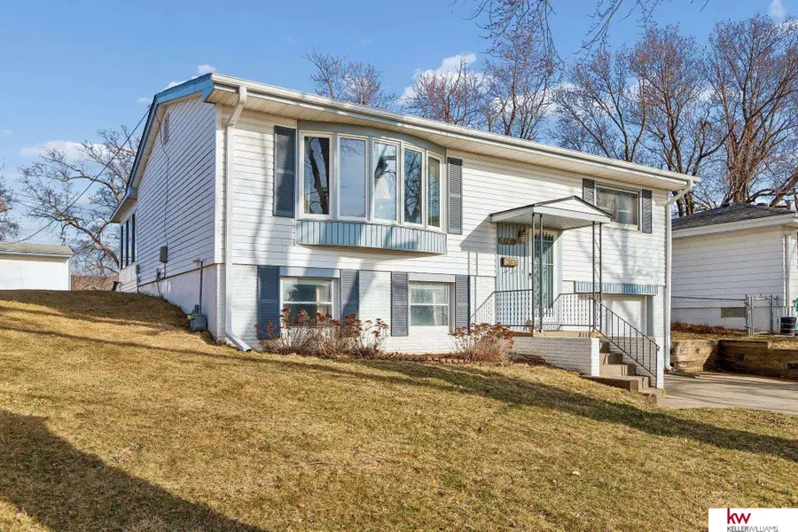 5423 S 122nd Street, Omaha, NE 68137 - #2