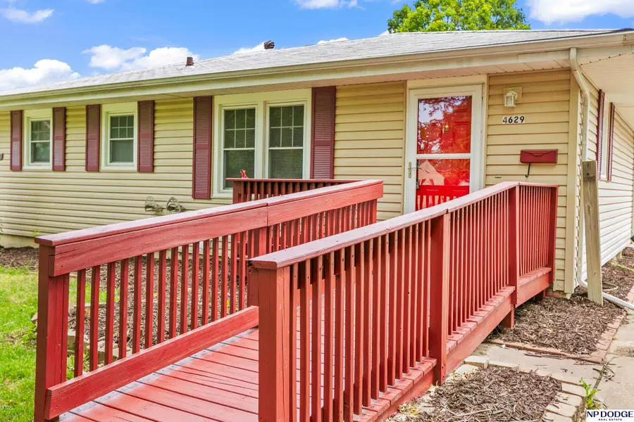 4629 N 95 Street, Omaha, NE 68134 - #2